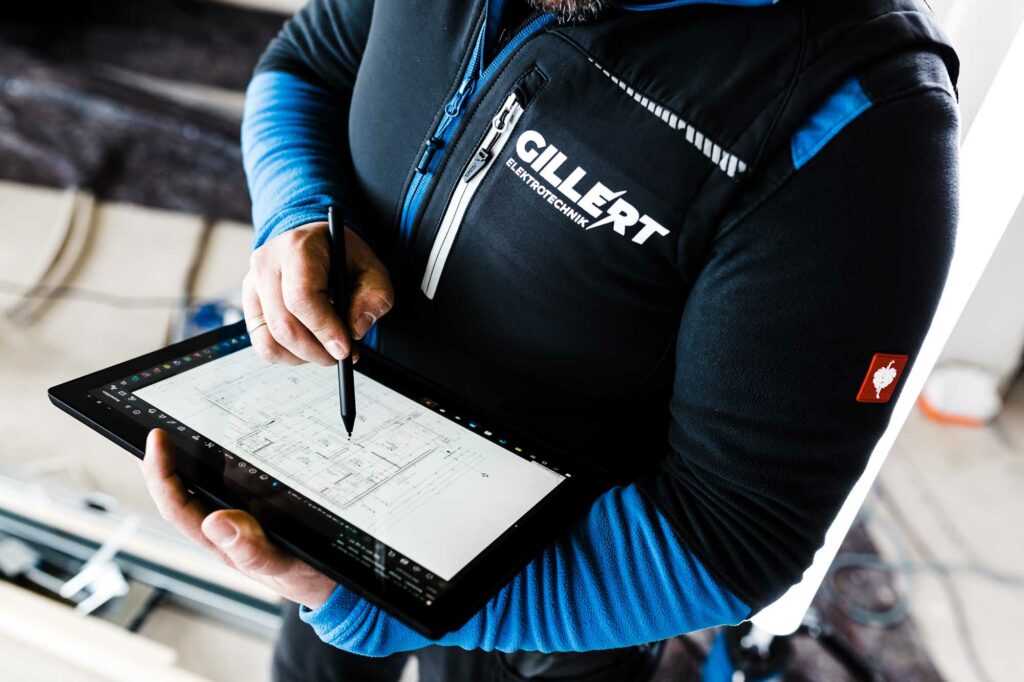 Tablet, Bauplan, Stylus, Arbeitskleidung, Elektriker.